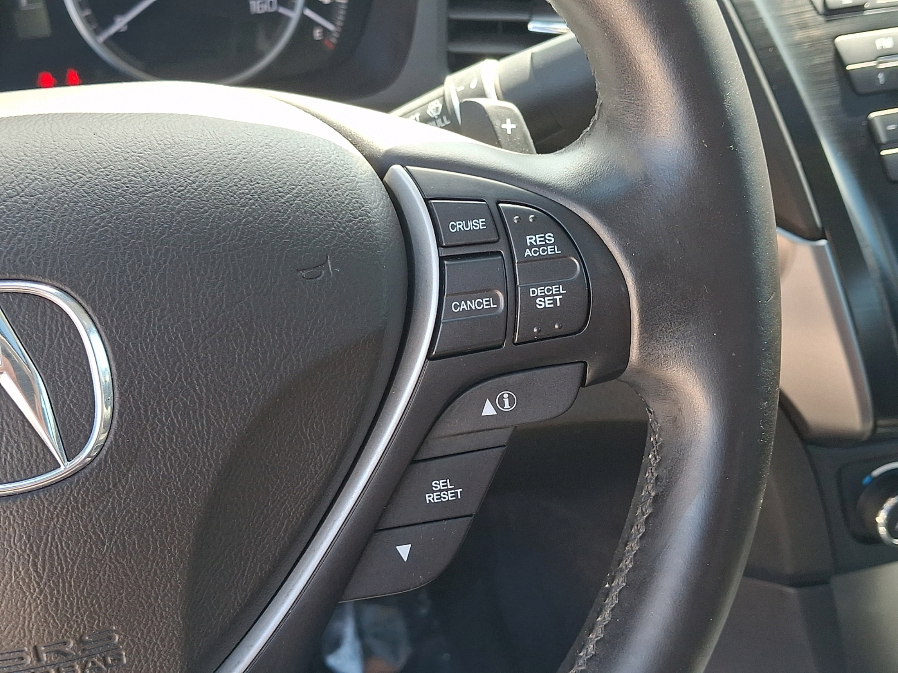 Used 2015 Acura ILX FWD image 18