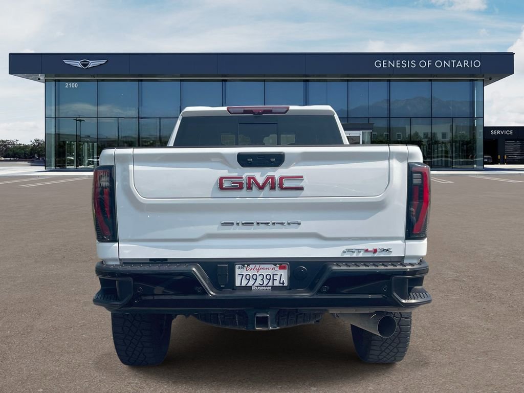 Used 2025 GMC Sierra 2500 AT4X AWD/4WD image 5