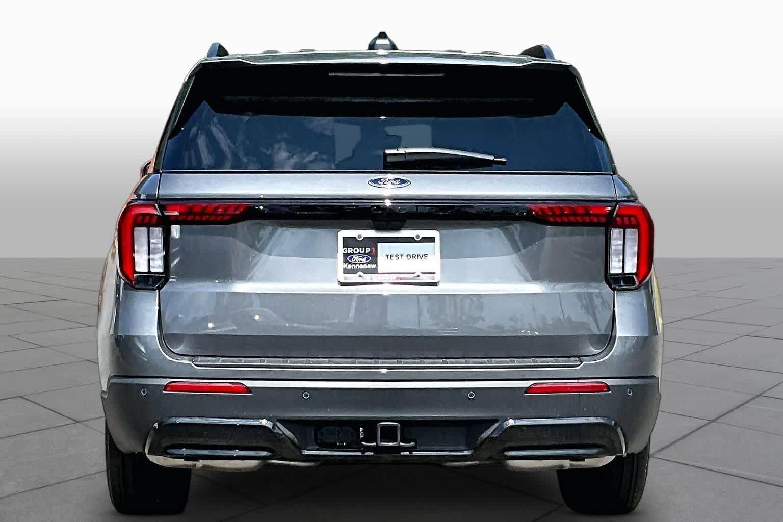 New 2026 Ford Explorer ST-Line RWD image 4