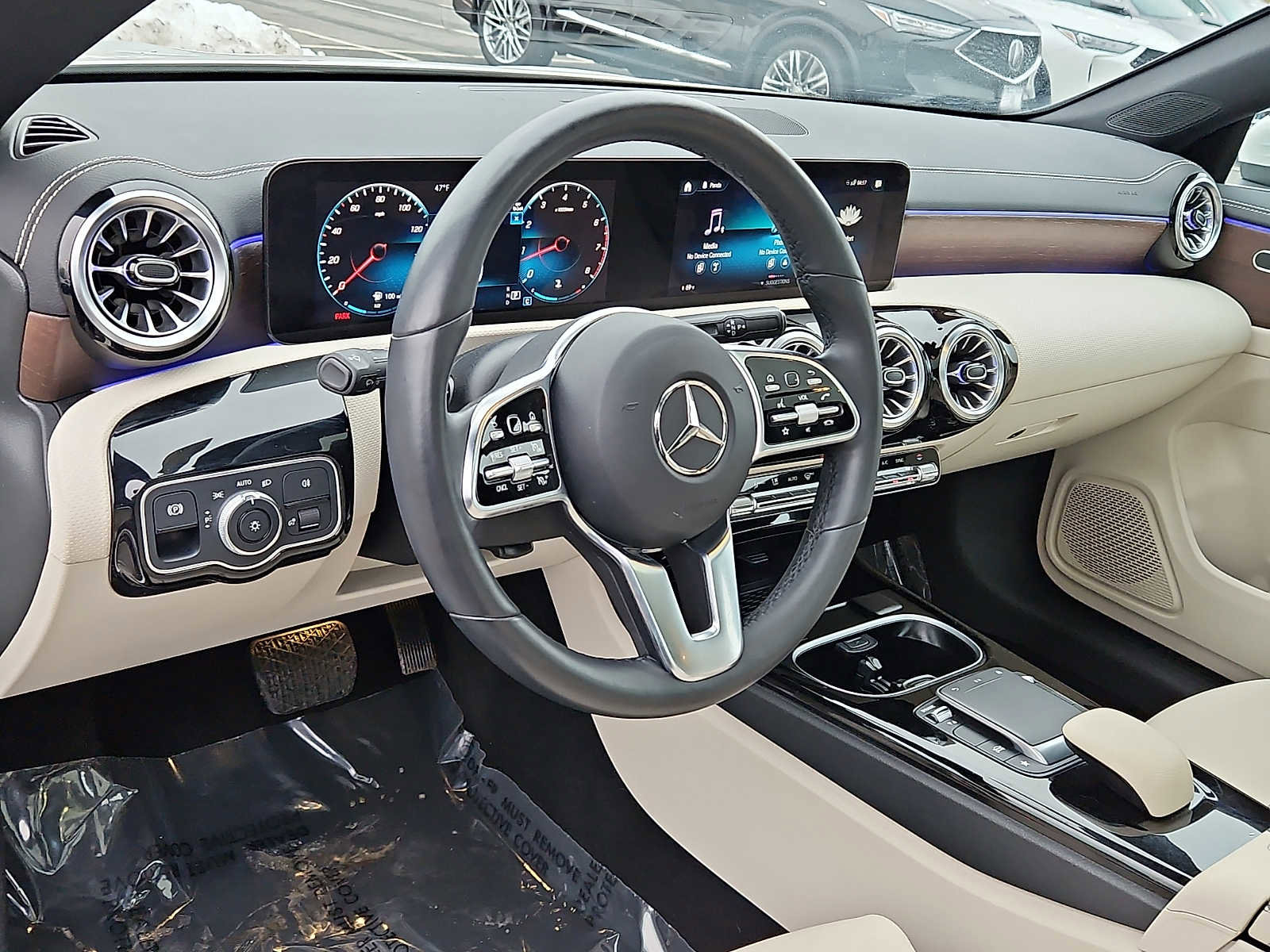 Used 2023 Mercedes-Benz CLA 250 4MATIC image 25