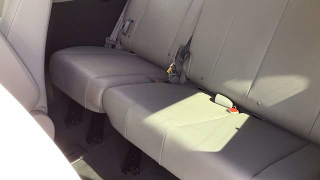 Used 2020 Toyota Sienna XLE image 14