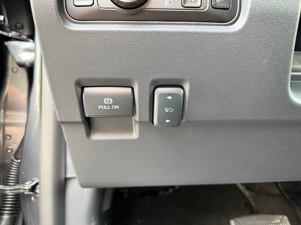 New 2026 Ford F350 Lariat w/ Lariat Premium Package image 8