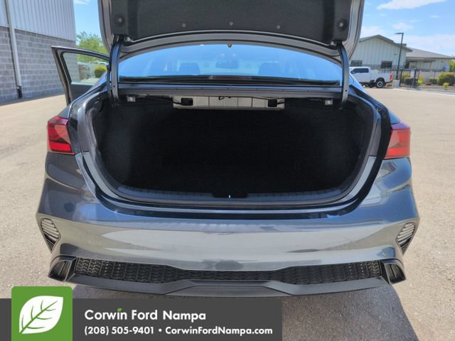 Used 2024 Kia Forte LXS w/ LXS Technology Package FWD image 28