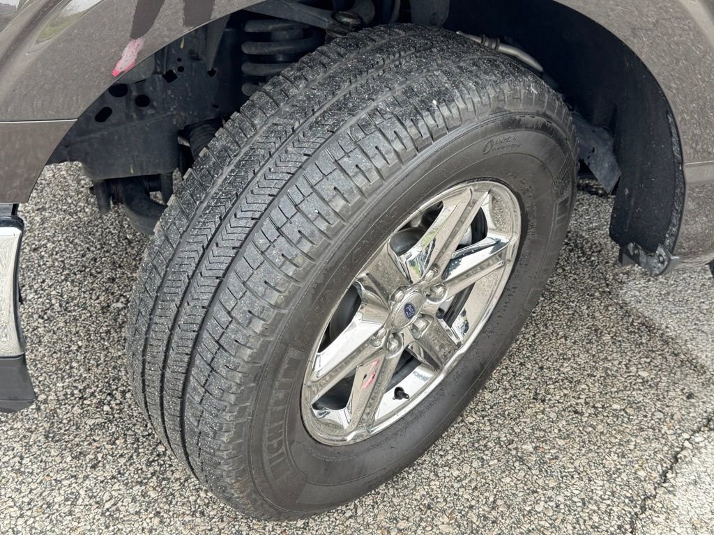 Used 2024 Ford F150 XLT w/ Equipment Group 302A MID image 40