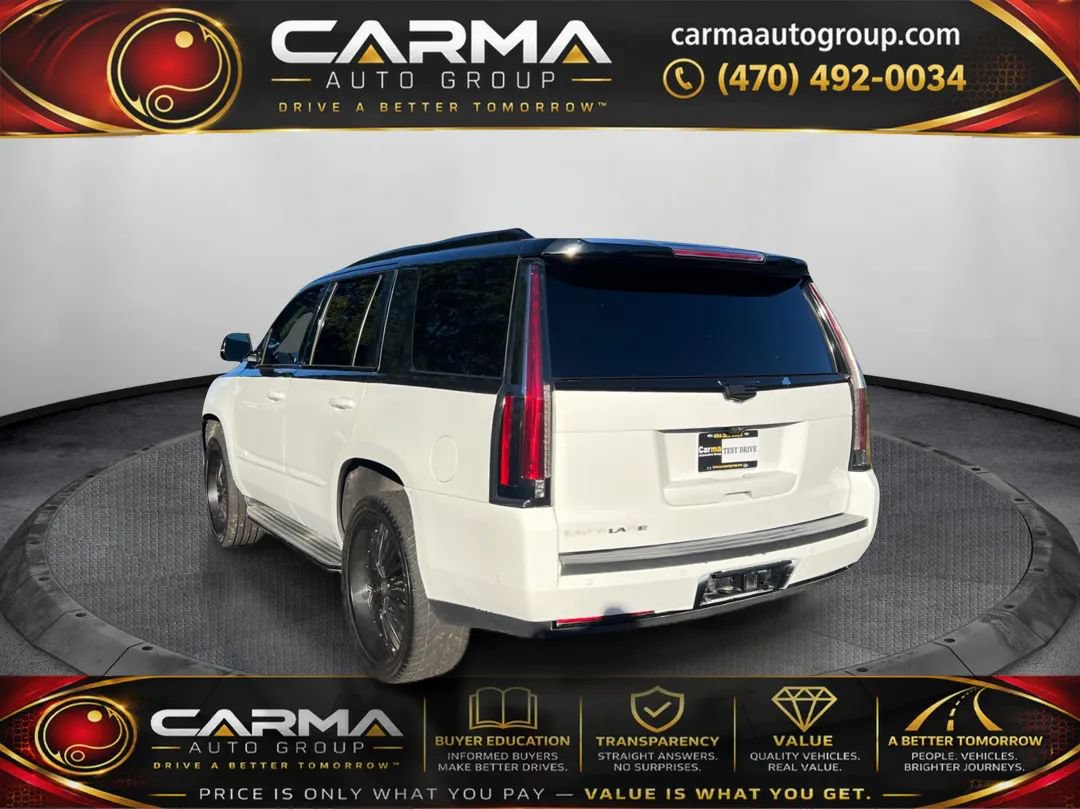 Used 2018 Cadillac Escalade Luxury AWD/4WD image 3