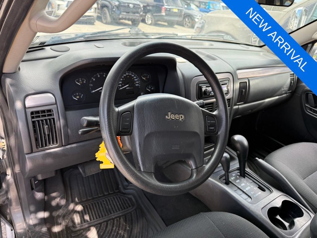 Used 2004 Jeep Grand Cherokee Laredo w/ Convenience Group AWD/4WD image 11