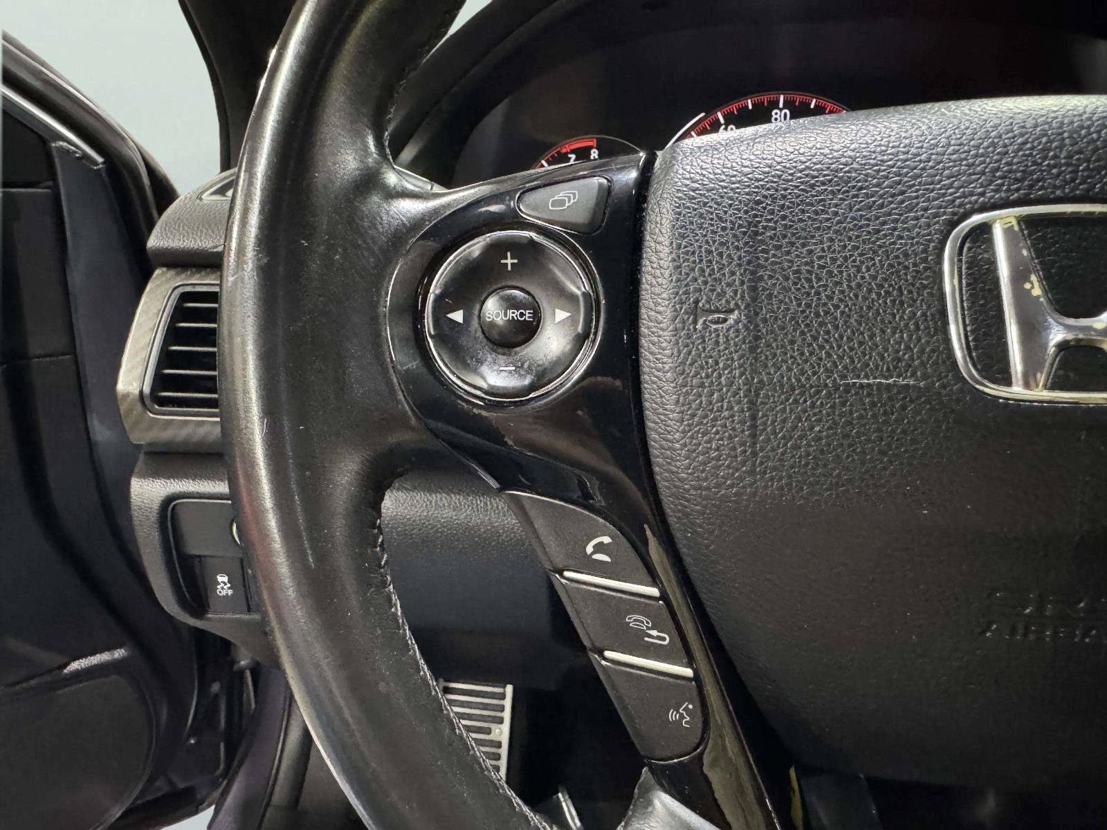 Used 2017 Honda Accord Sport image 23
