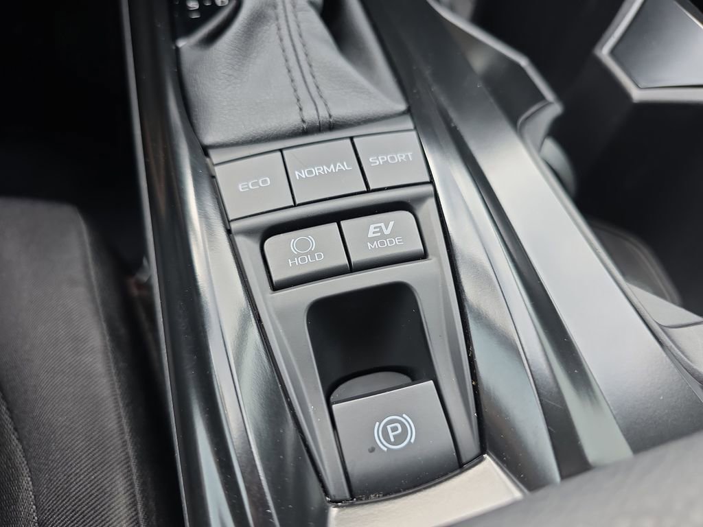 Used 2026 Toyota Camry LE FWD image 26