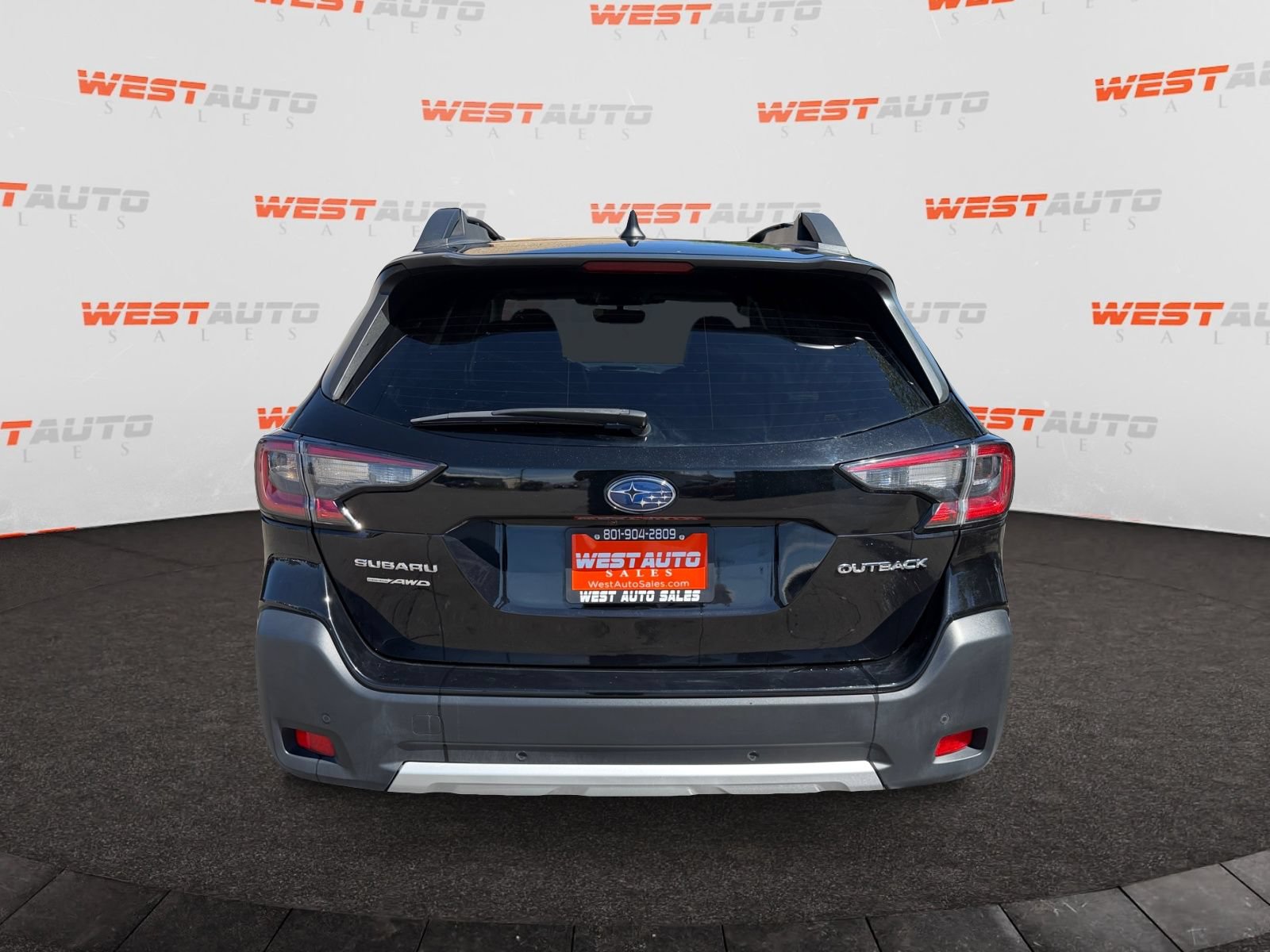 Used 2024 Subaru Outback Limited AWD/4WD image 4