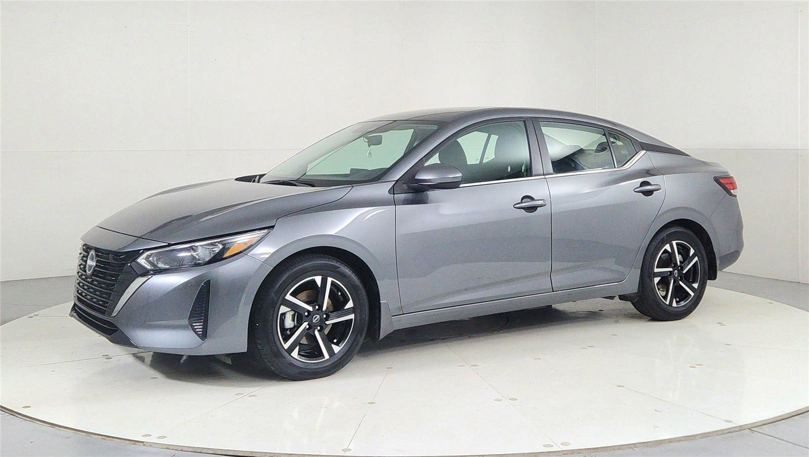 Certified 2025 Nissan Sentra SV w/ Trunk Package image 3