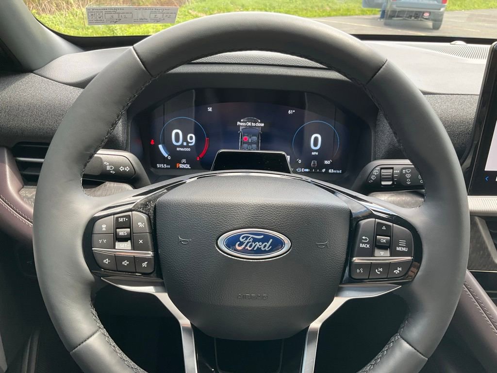 Used 2026 Ford Explorer Platinum AWD/4WD image 6