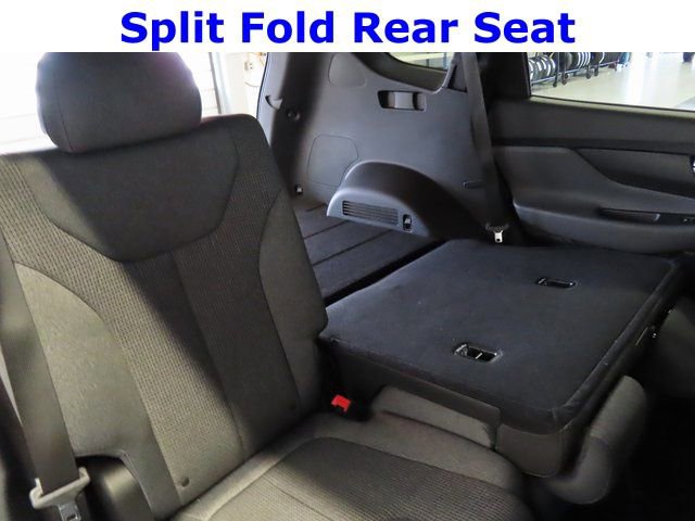 Used 2023 Hyundai Santa Fe SEL image 36