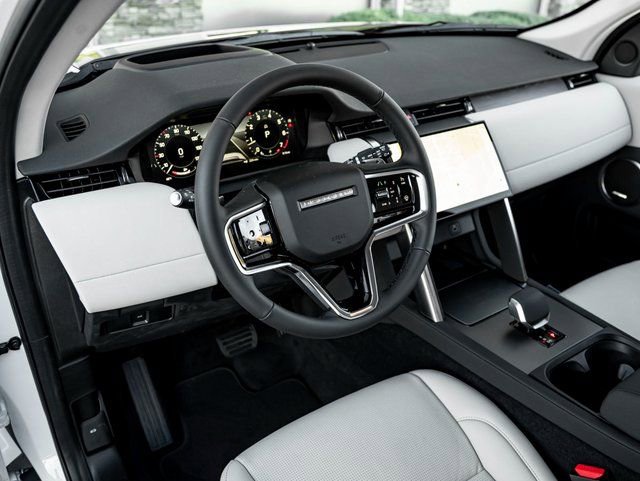 New 2025 Land Rover Discovery Sport S image 16