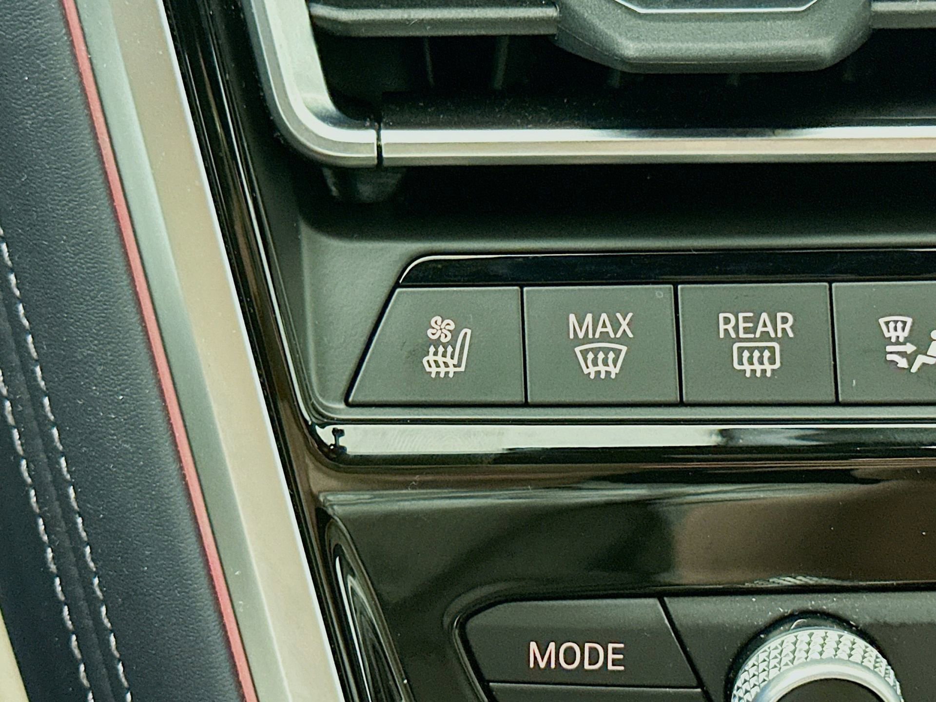 Used 2023 BMW M8 Gran Coupe xDrive Competition w/ M Carbon Exterior Package image 22