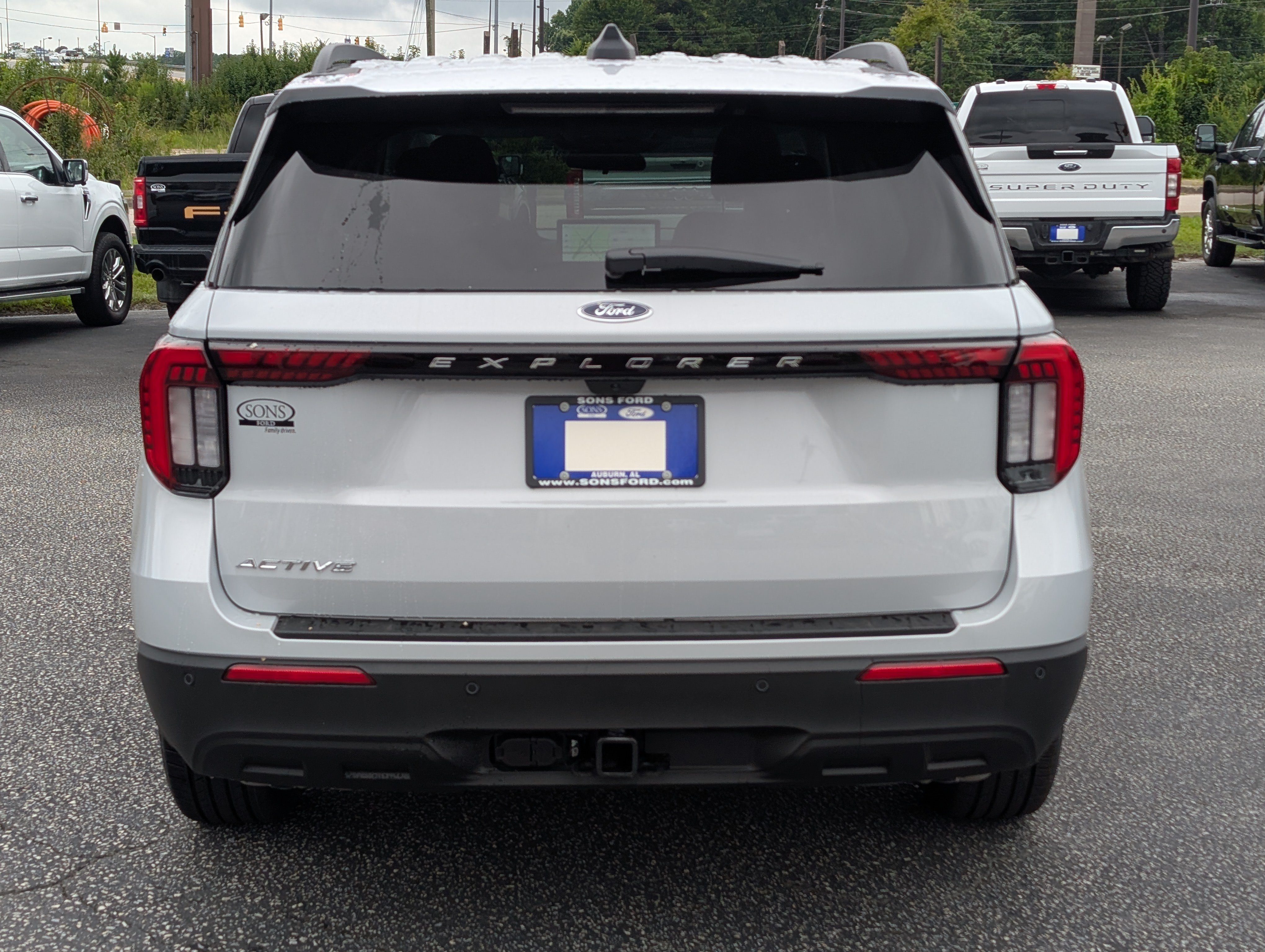 New 2026 Ford Explorer Active RWD image 10