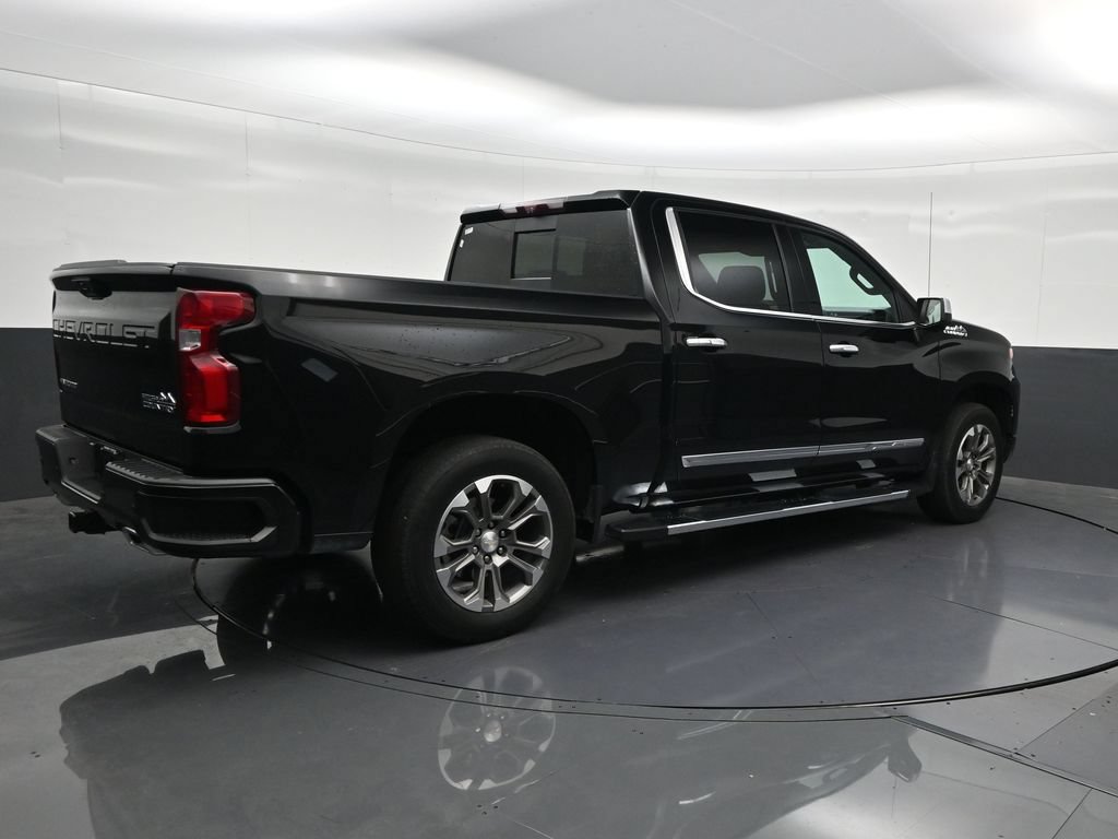 Used 2023 Chevrolet Silverado 1500 High Country w/ Technology Package RWD image 5