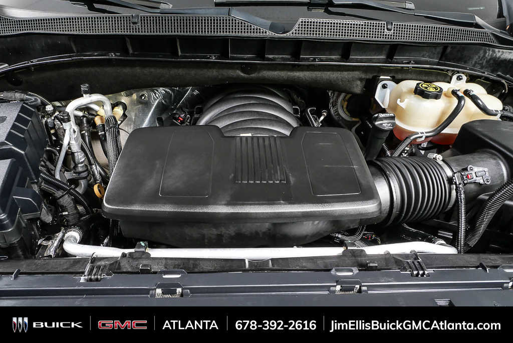 Used 2021 Chevrolet Suburban Z71 w/ Luxury Package image 40