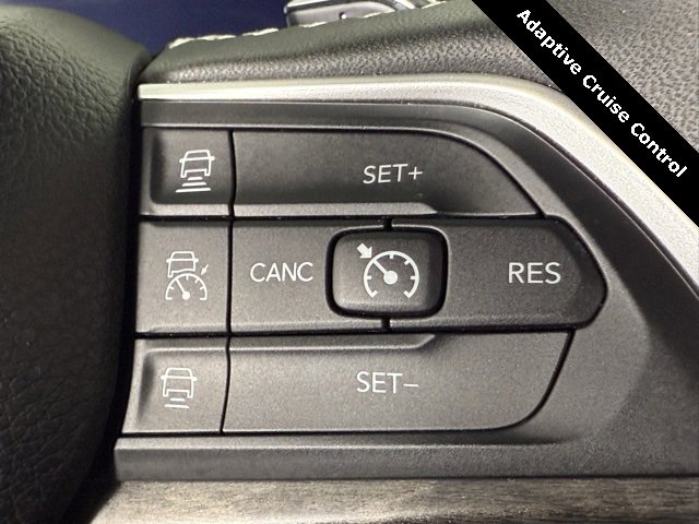 Used 2024 Jeep Grand Cherokee L Limited w/ Luxury Tech Group II image 26