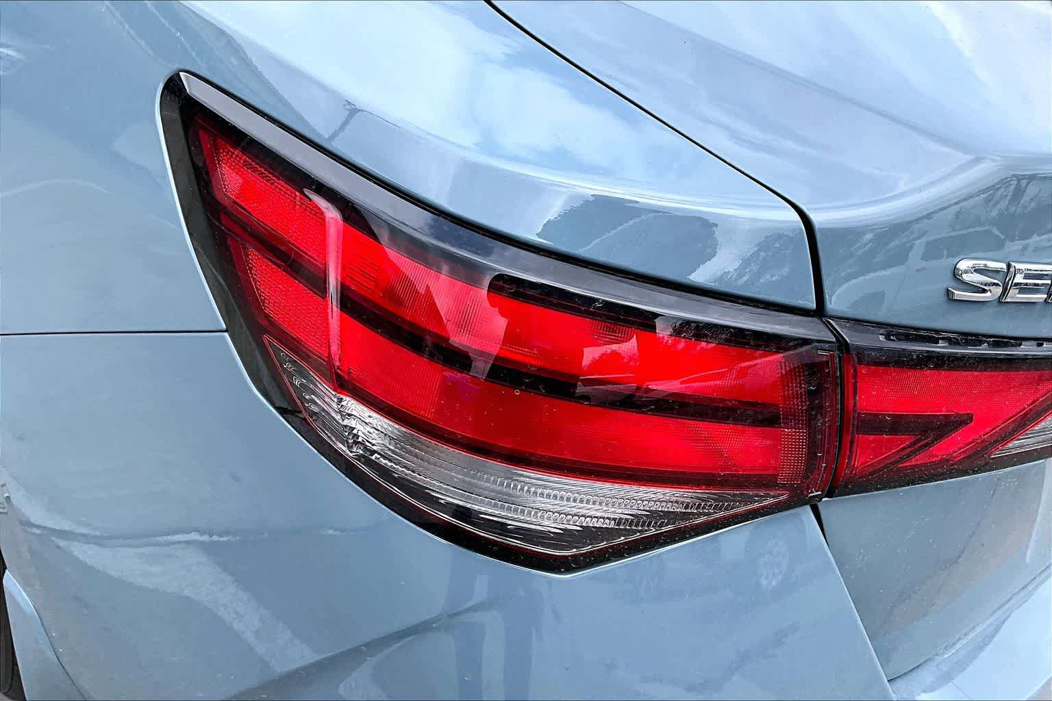 Used 2025 Nissan Sentra SV FWD image 27