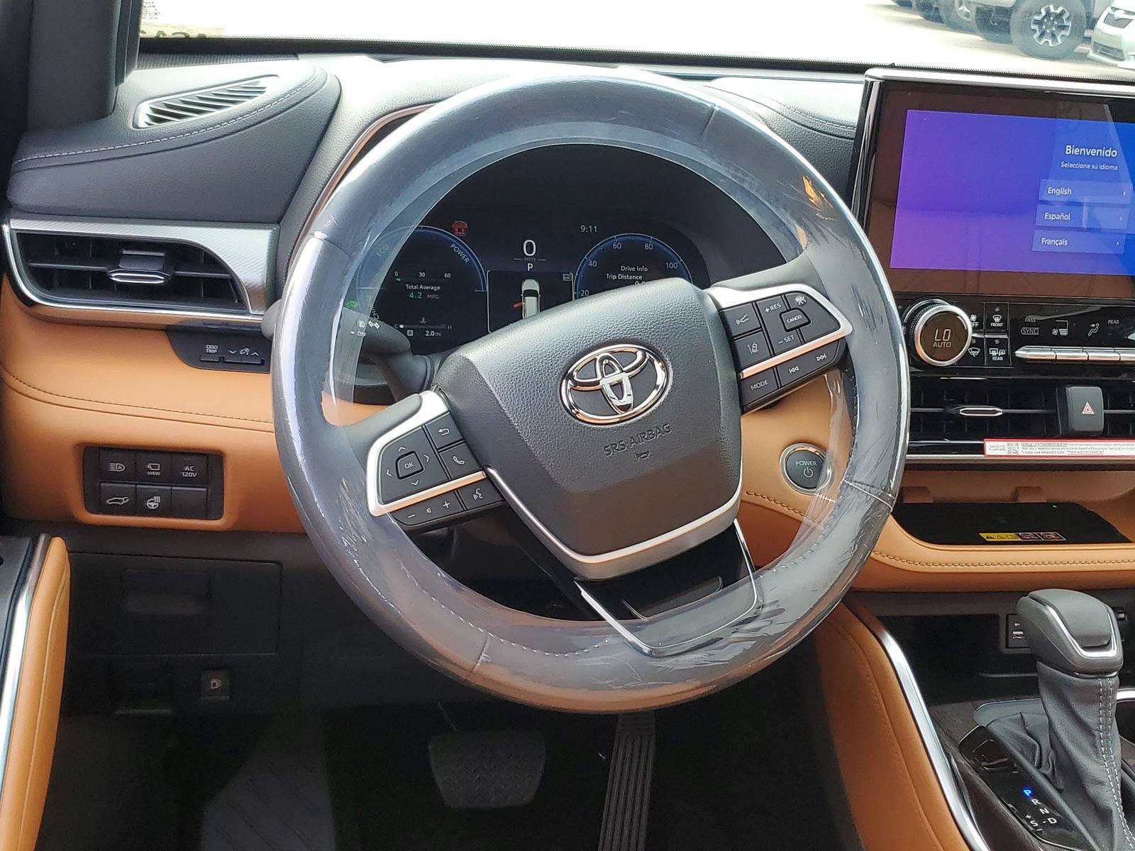 New 2026 Toyota Highlander Platinum AWD/4WD image 13