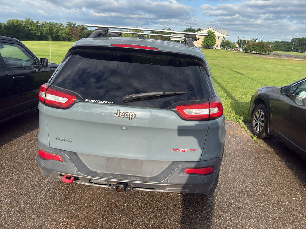 Used 2014 Jeep Cherokee Trailhawk w/ Technology Group AWD/4WD image 8