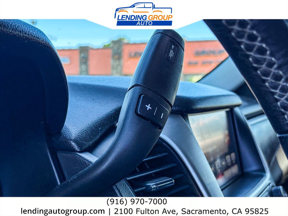 Used 2016 GMC Yukon SLE w/ Convenience Package image 17