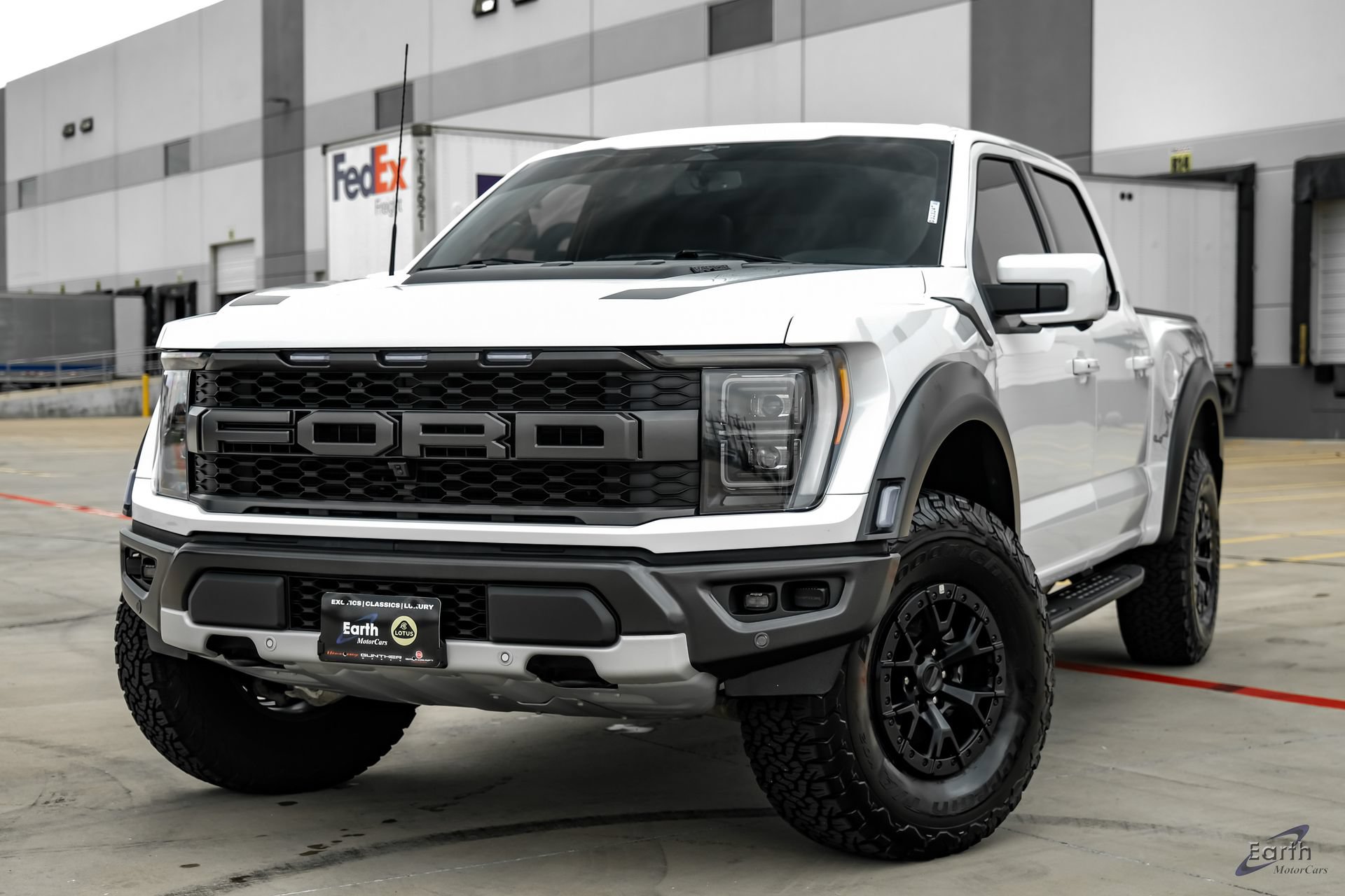 Used 2023 Ford F150 Raptor w/ Raptor 37 Performance Package AWD/4WD image 6
