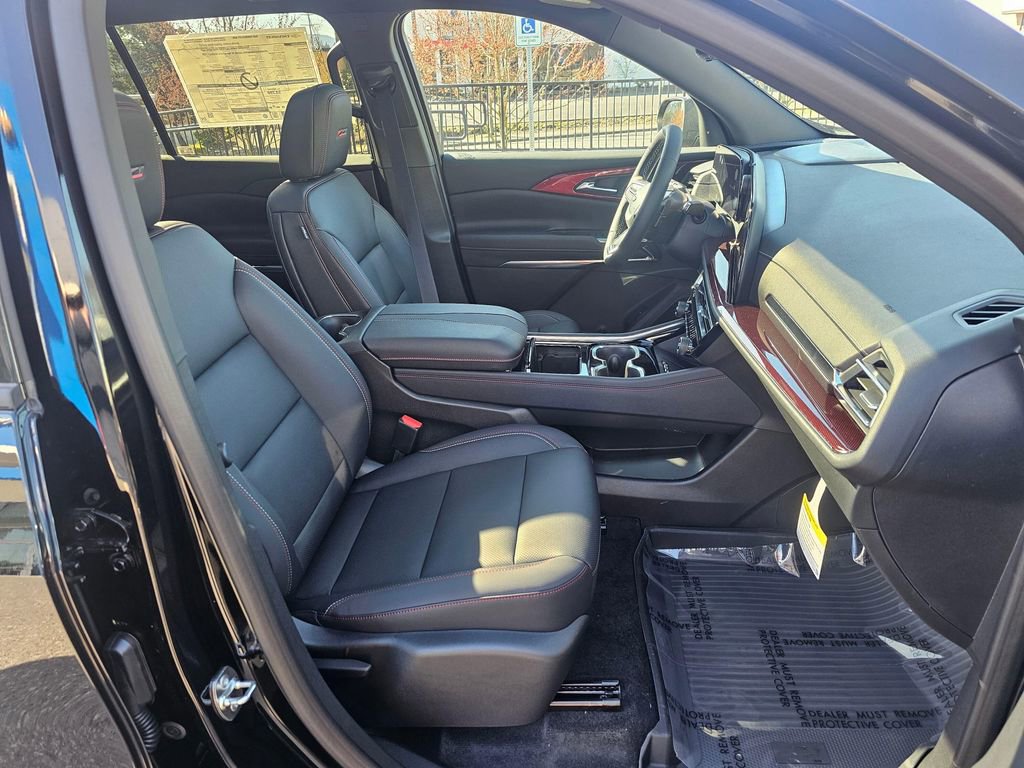 New 2026 Chevrolet Traverse Z71 w/ Driver Confidence Package image 11