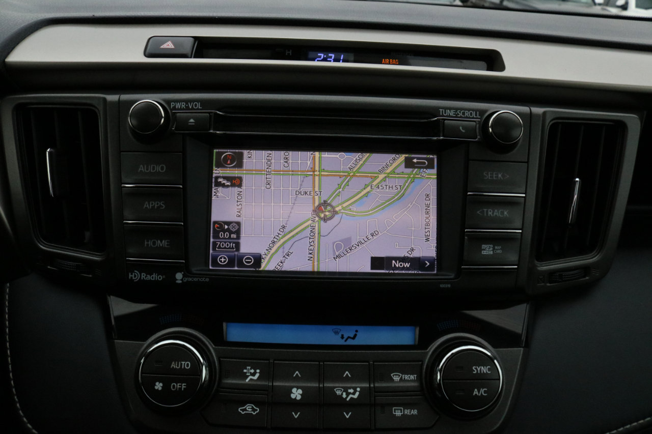 Used 2015 Toyota RAV4 XLE image 26