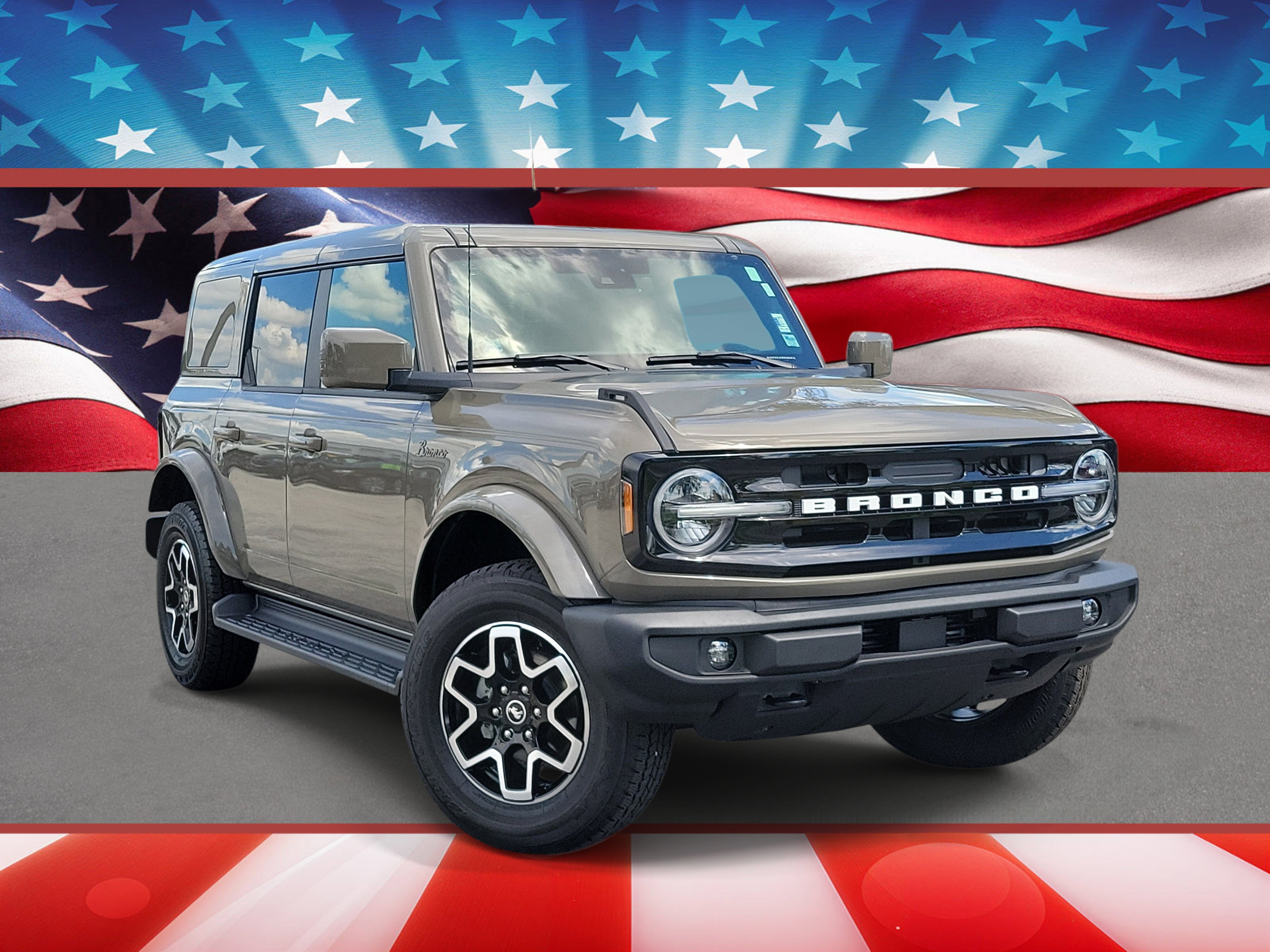 Certified 2025 Ford Bronco Outer Banks AWD/4WD image 1