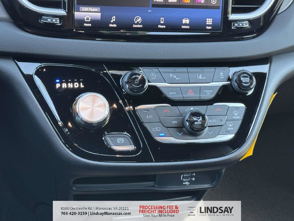 New 2027 Chrysler Pacifica LX FWD image 25