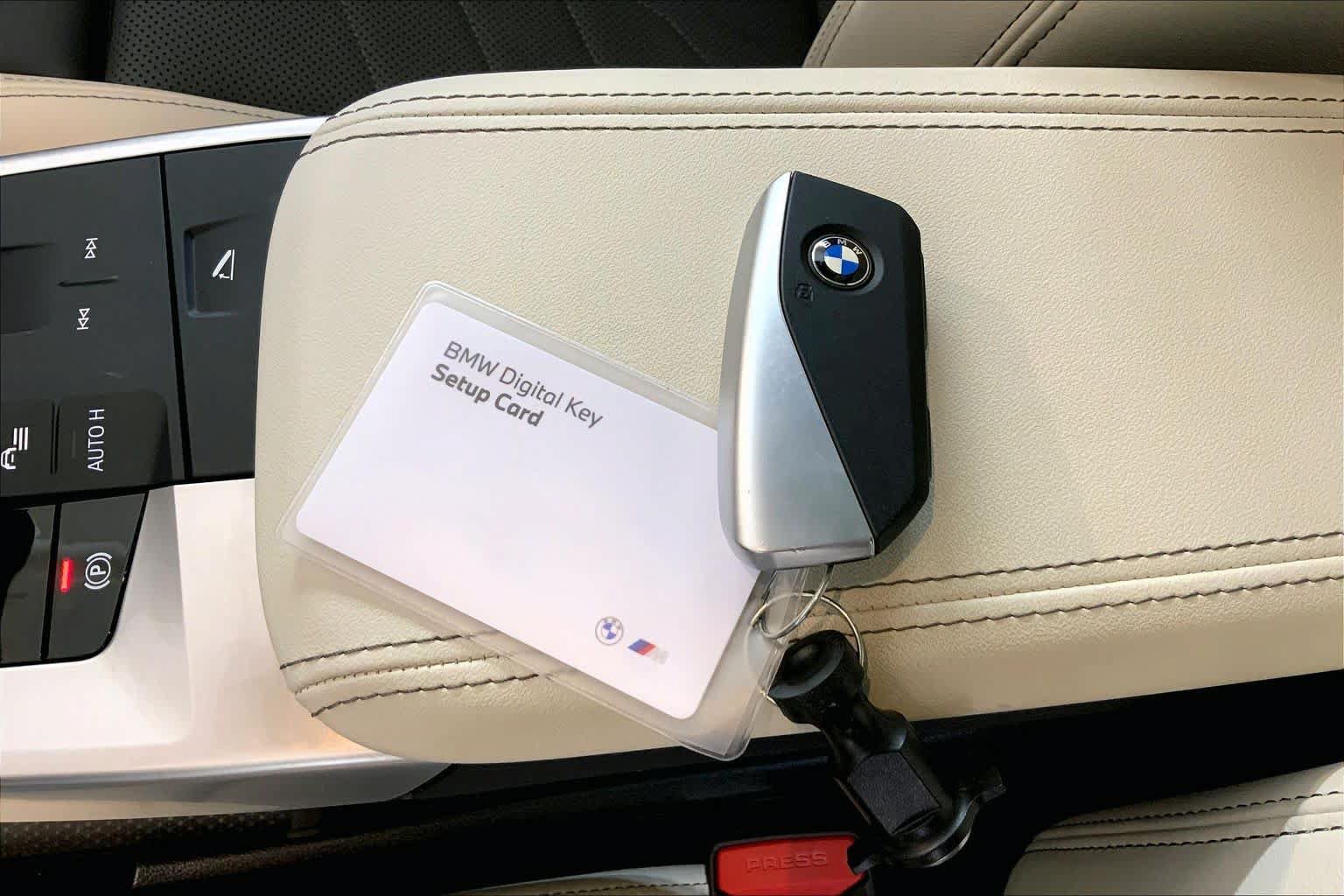 Used 2026 BMW X1 xDrive28i w/ Technology Package AWD/4WD image 14