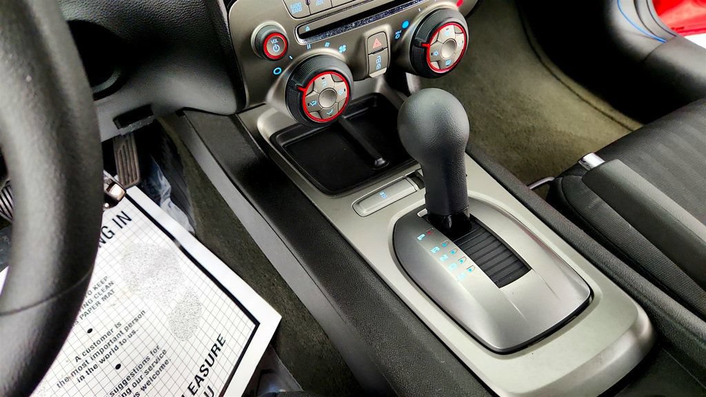 Used 2015 Chevrolet Camaro LS RWD image 16