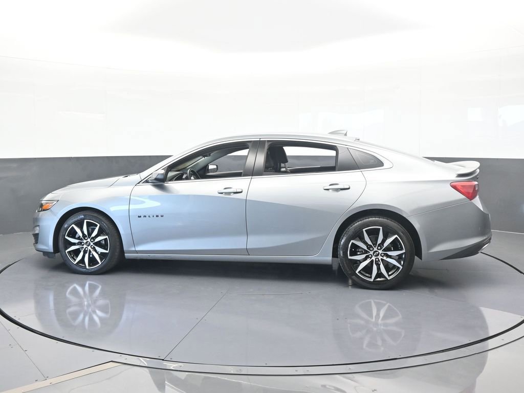 Used 2024 Chevrolet Malibu RS image 3