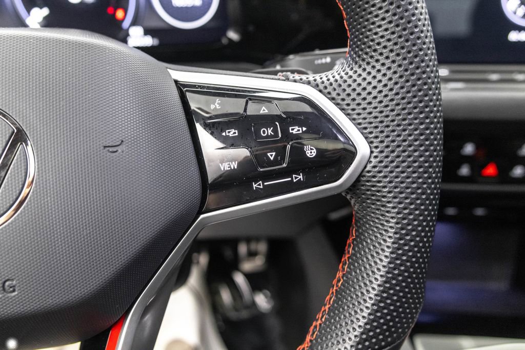 Used 2024 Volkswagen GTI SE image 17