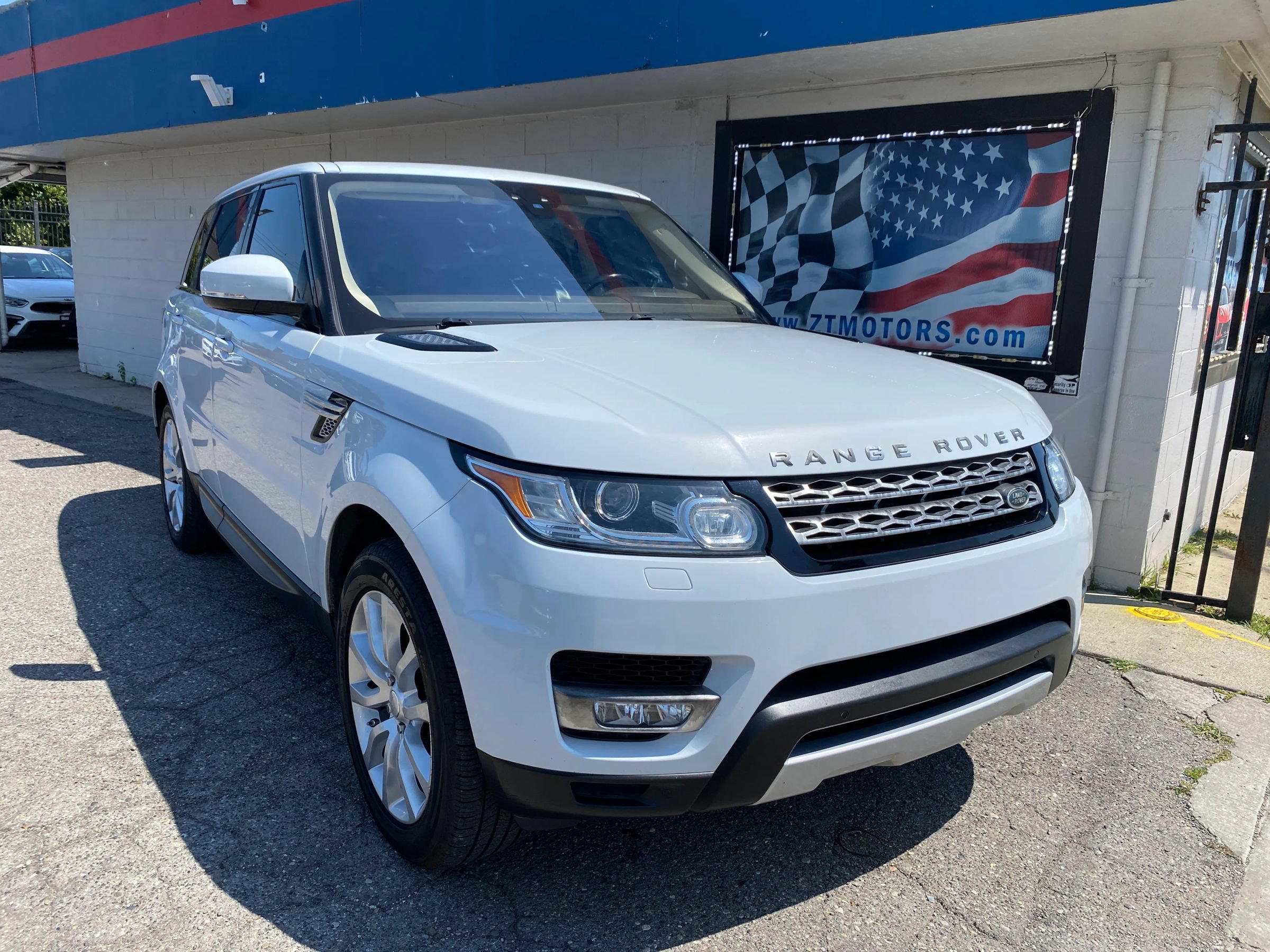 Used 2017 Land Rover Range Rover Sport HSE