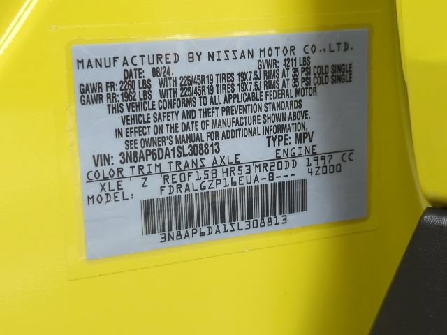 Used 2025 Nissan Kicks SR FWD image 25
