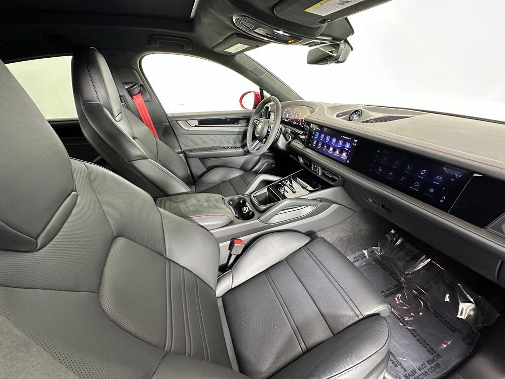 Certified 2026 Porsche Cayenne GTS AWD/4WD image 46
