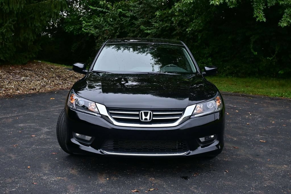 Used 2015 Honda Accord Sport image 4