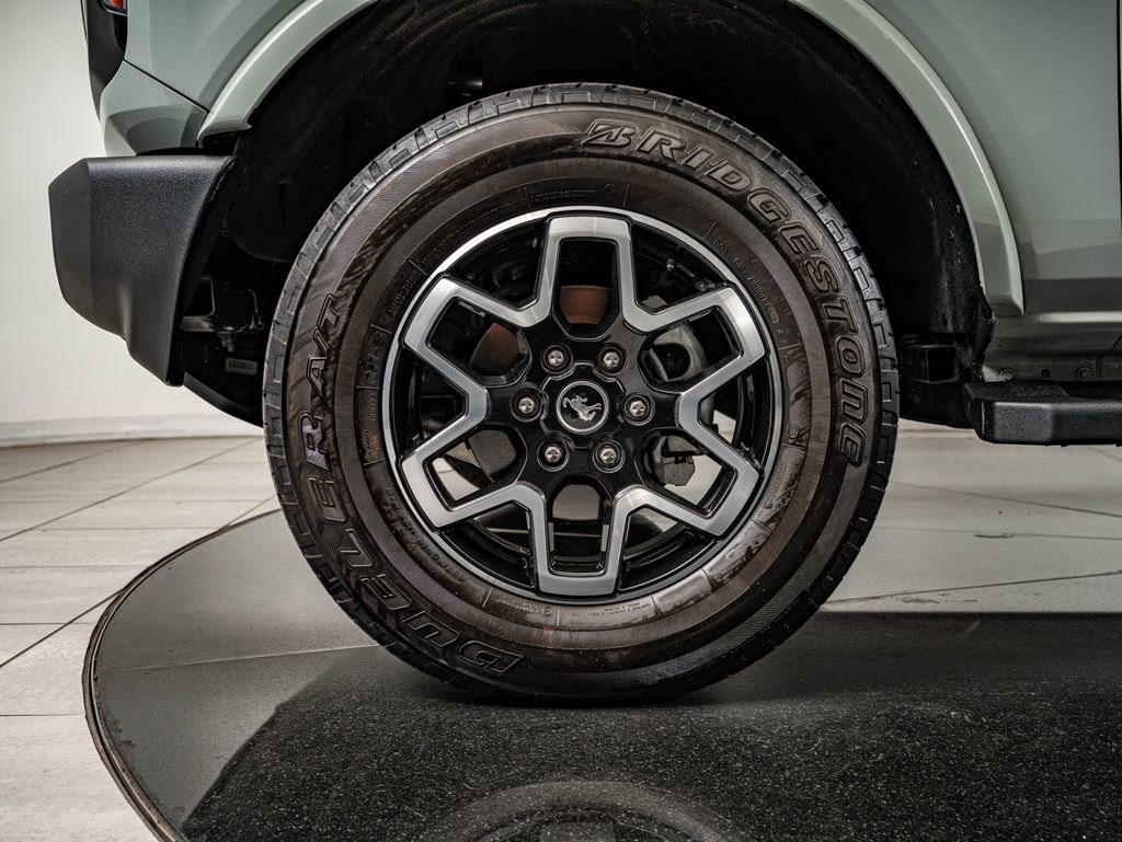 Used 2024 Ford Bronco Outer Banks image 11