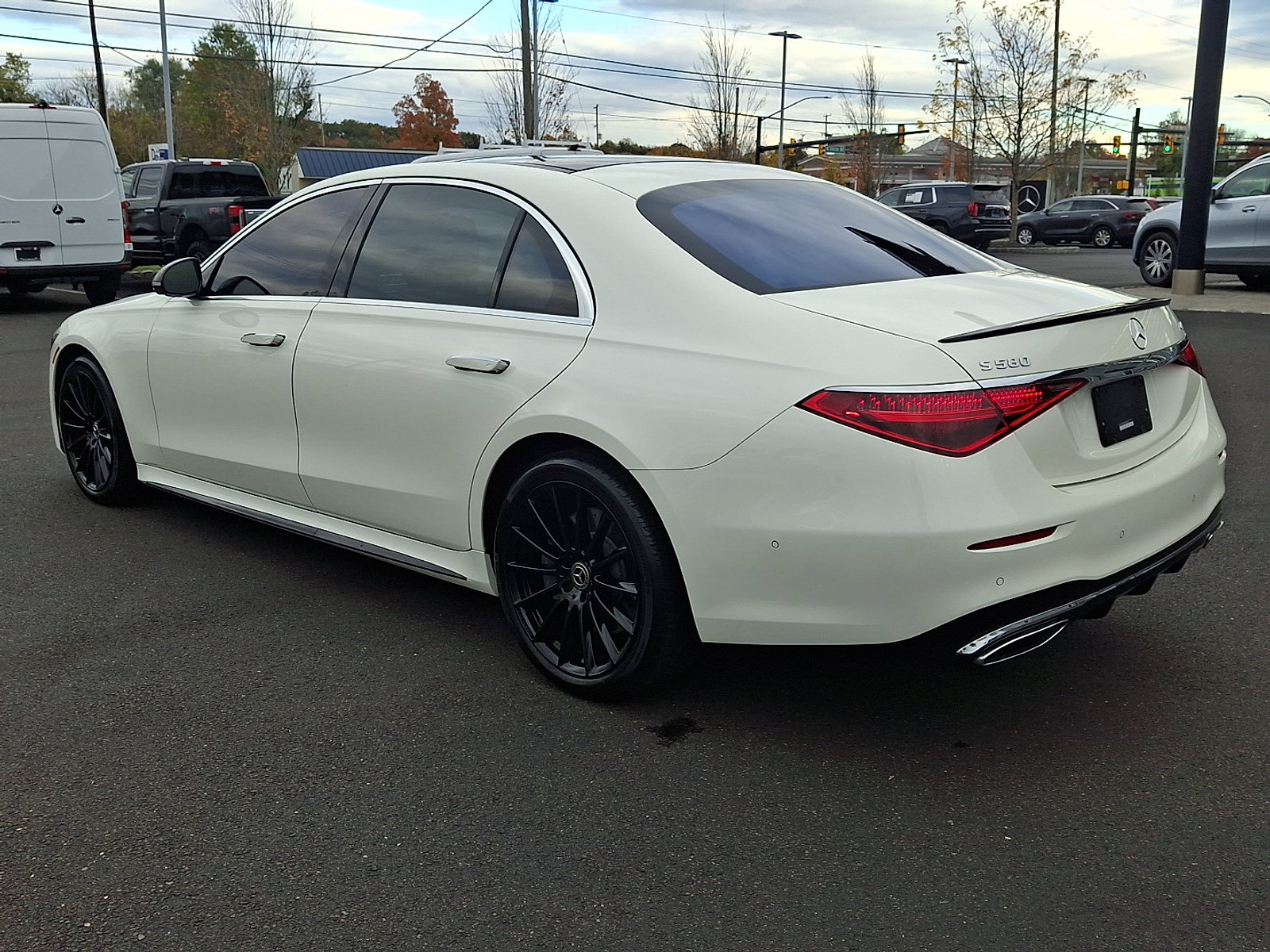 Certified 2022 Mercedes-Benz S 580 4MATIC Sedan image 4