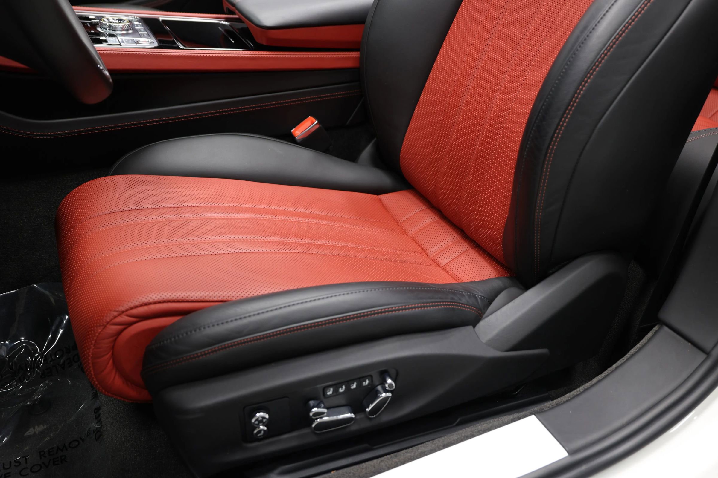 Used 2020 Bentley Continental GT V8 image 23