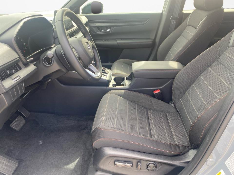 Certified 2026 Honda CR-V Sport image 9