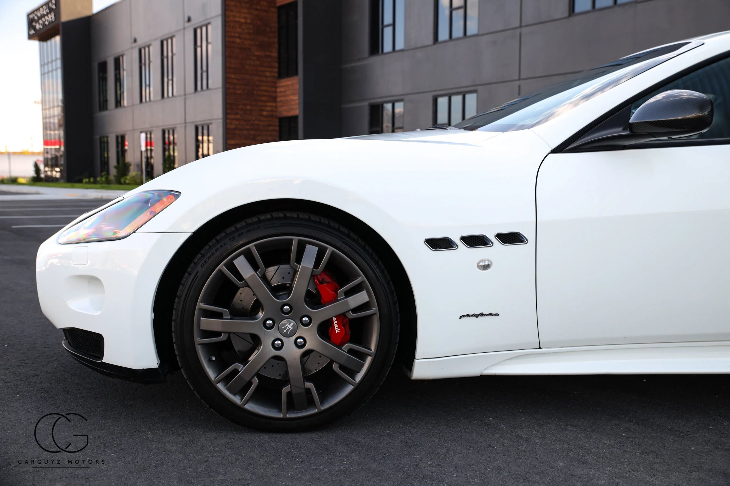 Used 2012 Maserati GranTurismo S image 10