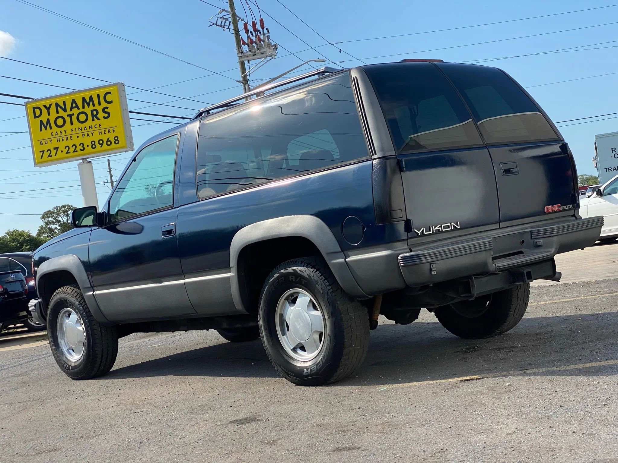 Used 1995 GMC Yukon 4WD 2-Door image 7