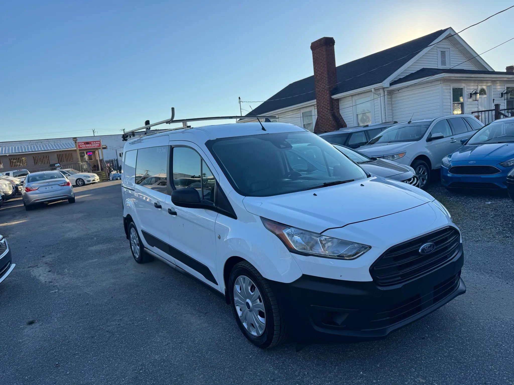 Used 2019 Ford Transit Connect XL FWD image 3