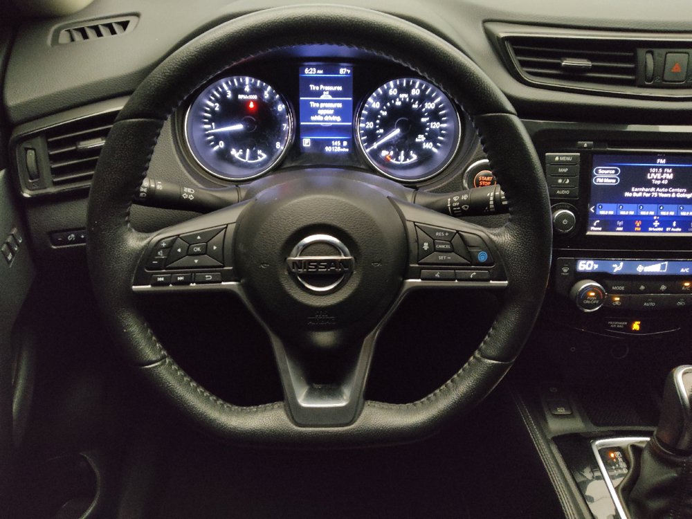 Used 2020 Nissan Rogue SL FWD image 22