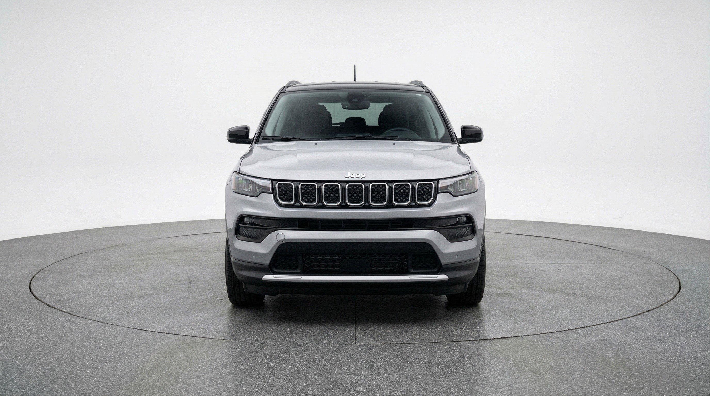 Used 2025 Jeep Compass Limited AWD/4WD image 2