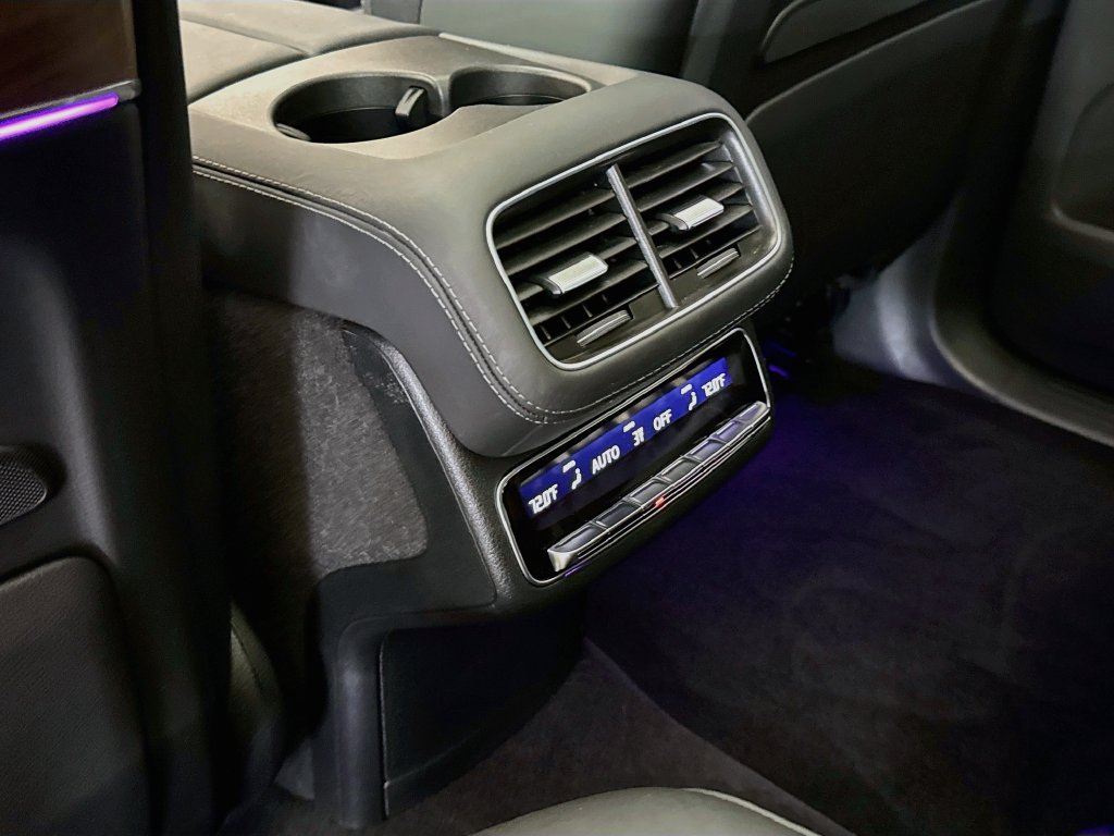 Used 2024 Mercedes-Benz GLS 580 4MATIC image 26