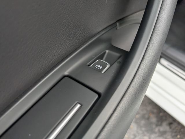 Used 2016 Audi A6 TDI Prestige w/ Prestige Package image 11